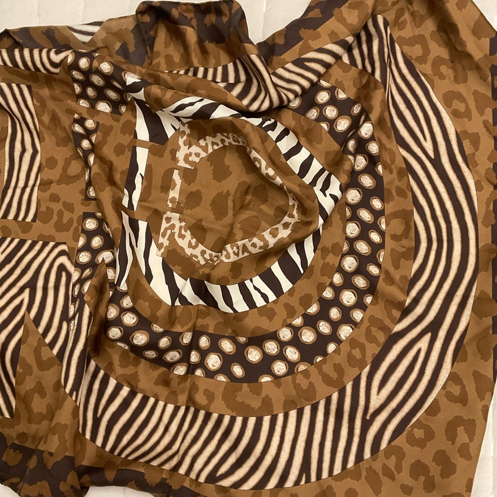 Salvatore Ferragamo Scarf 25x26